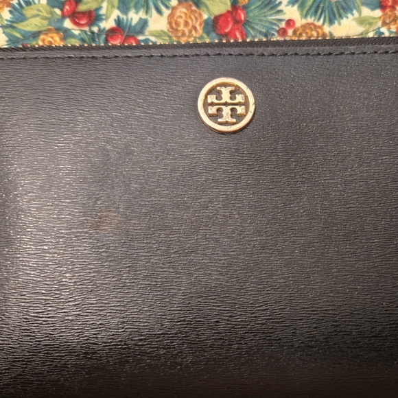 Tory Burch Black Leather Wristlet Wallet - Picture 2 of 11